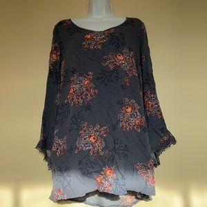 Xhilaration Floral Dress w/ Bell Sleeves, lace detail, key hole back Navy Medium